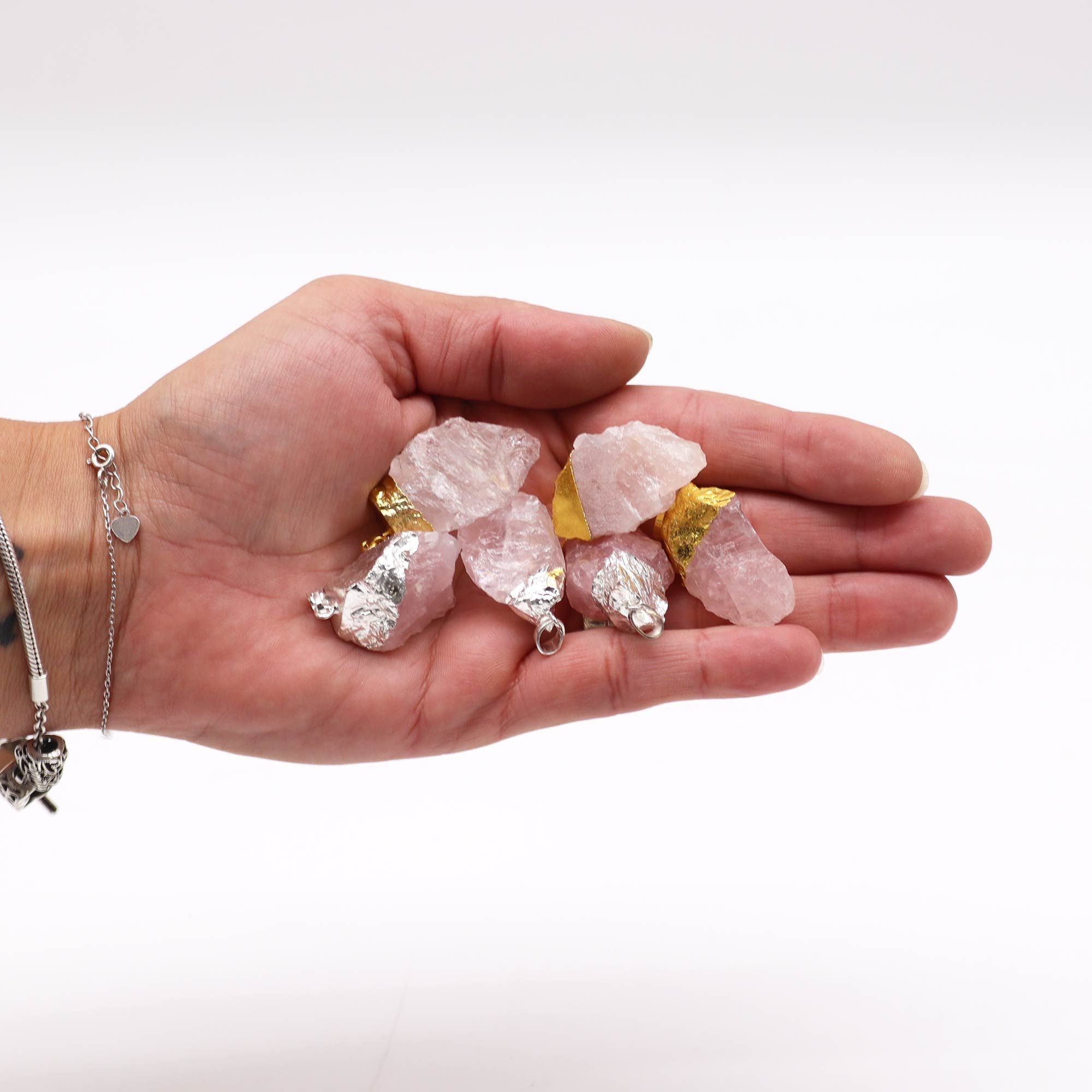 6x Colgantes de cuarzo rosa chapados en oro y plata (6 unidades surtidas)