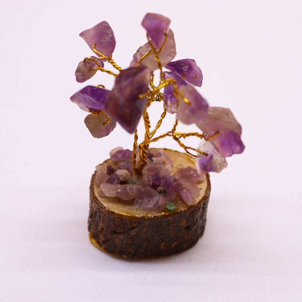 Mini árbol de piedras preciosas sobre base de madera - Amatista (15 piedras)
