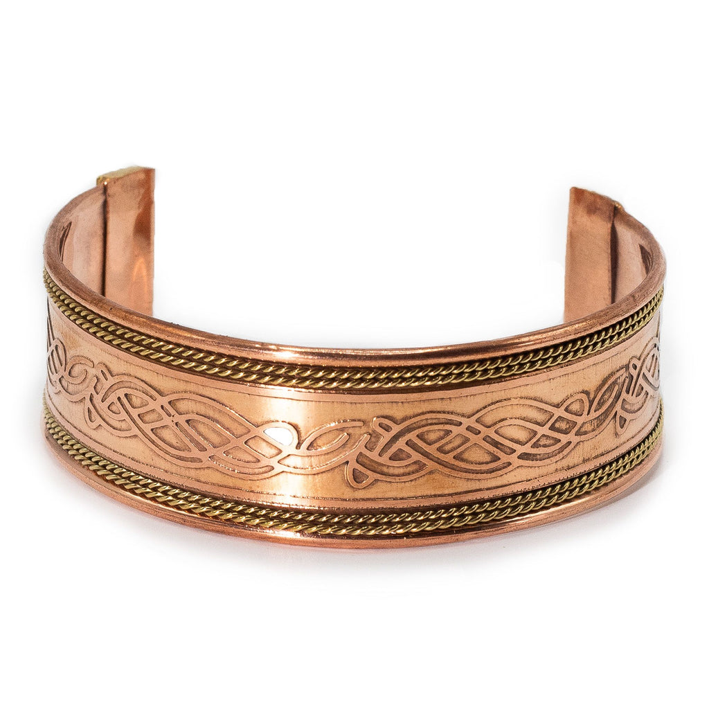 Pulseiras em cobre com faixa larga e decoração em latão (sortidas)