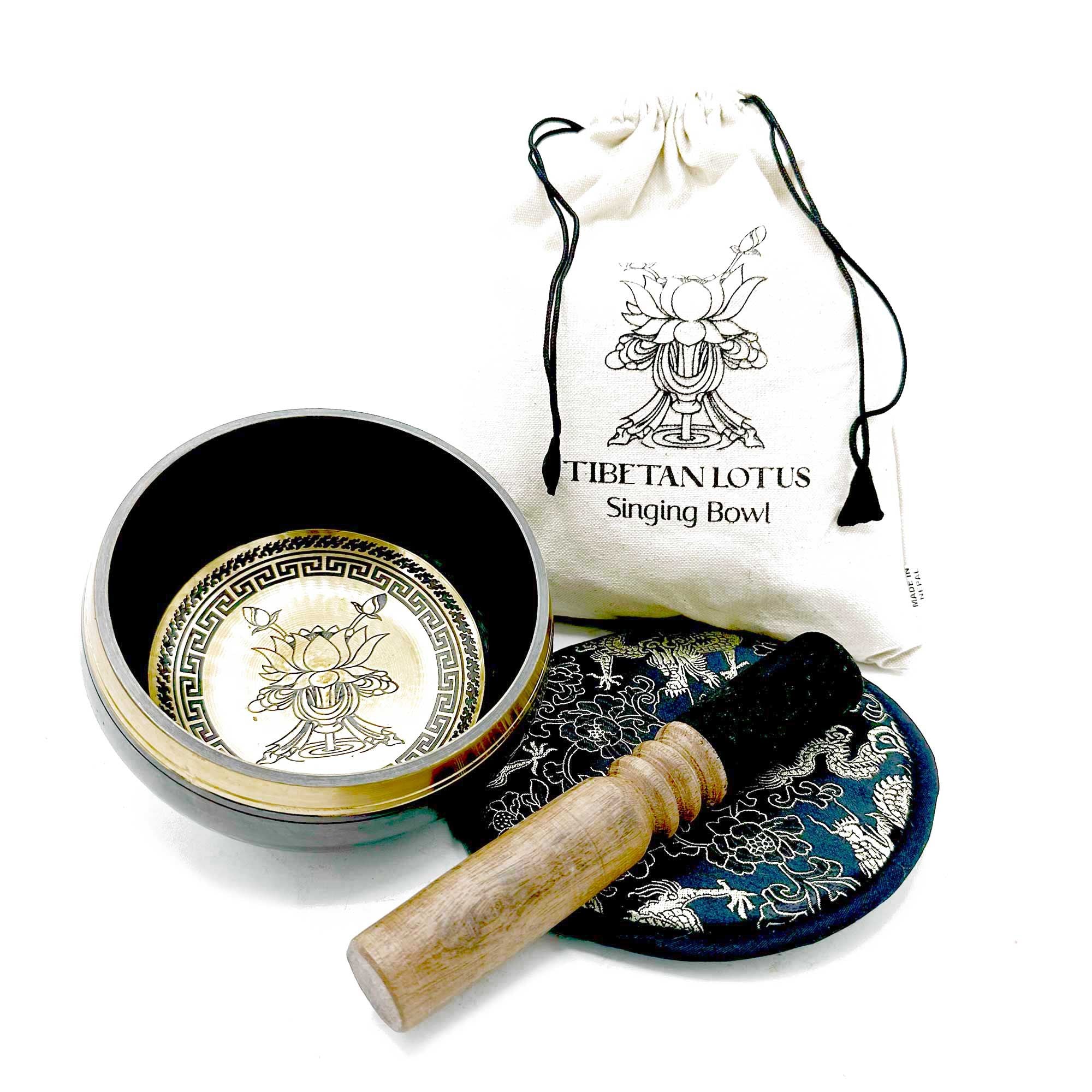 Conjunto de oferta de taça tibetana tibetana gravada e batida à mão - 14 cm - Flor de lótus