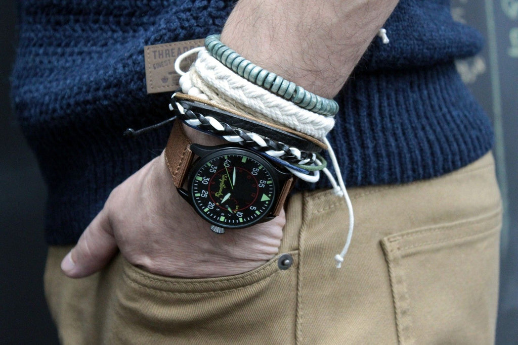 Pulsera de Hombre - Metal Y Cuero (color aleatorio)