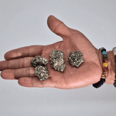 Pirita peruana - Primeira qualidade, tamanho médio (200 g, aprox. 6 peças de 35-50 mm)