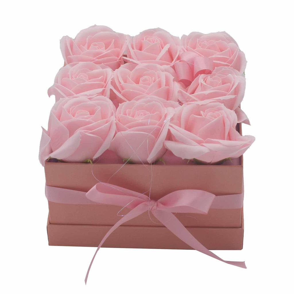 Caixa de Oferta - Flor de Sabonete 9 Rosas Rosas - Quadrada