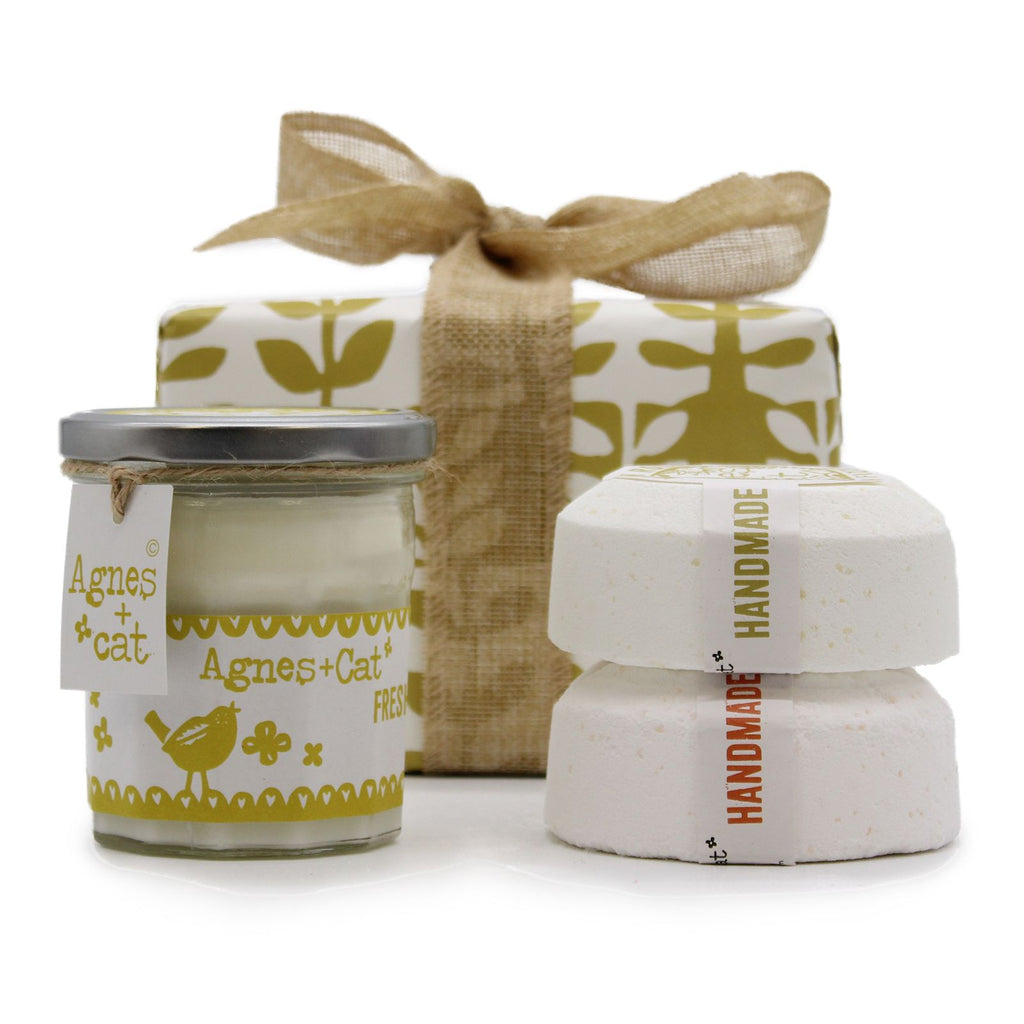 1x Set de Regalo: Bombas de baño de Clementina & Mor. Roll + Vela de Cítricos frescos